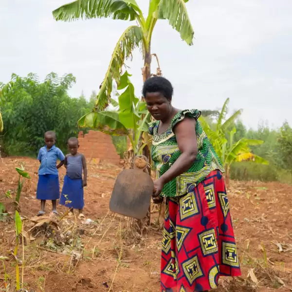 Mother and child Arfica