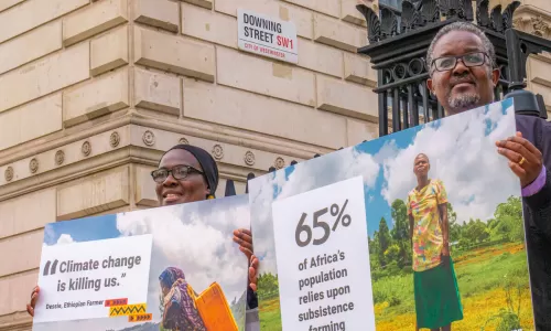 10 Downing Street handing in climate crisis petition in the lead up to COP26